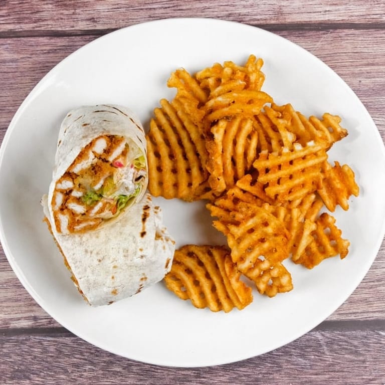 Crispy Chicken Wrap Delight