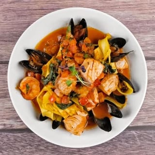 Seafood Pasta Tray